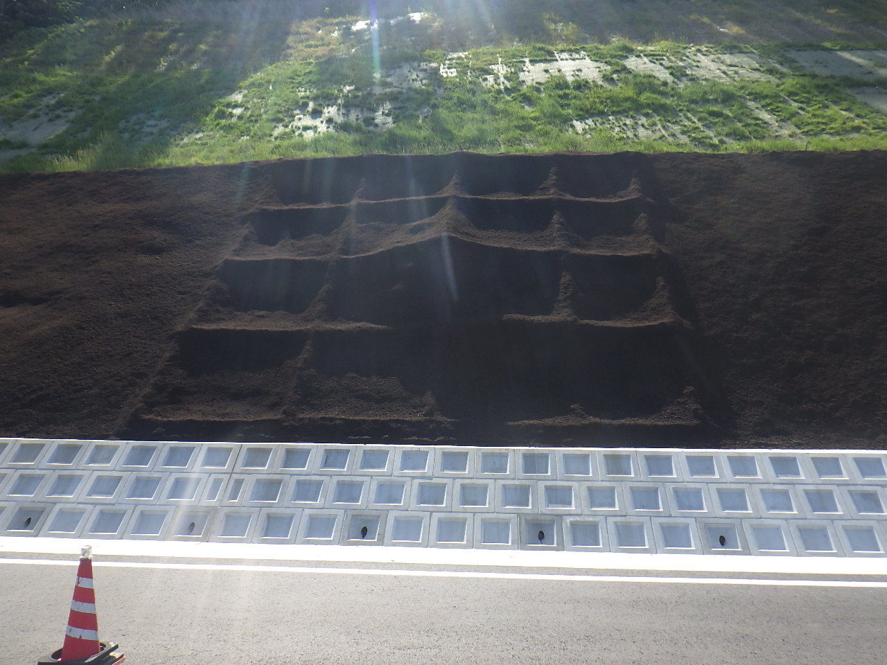 主要県道大島環状線 GTフレーム工法 - サン・ロード株式会社