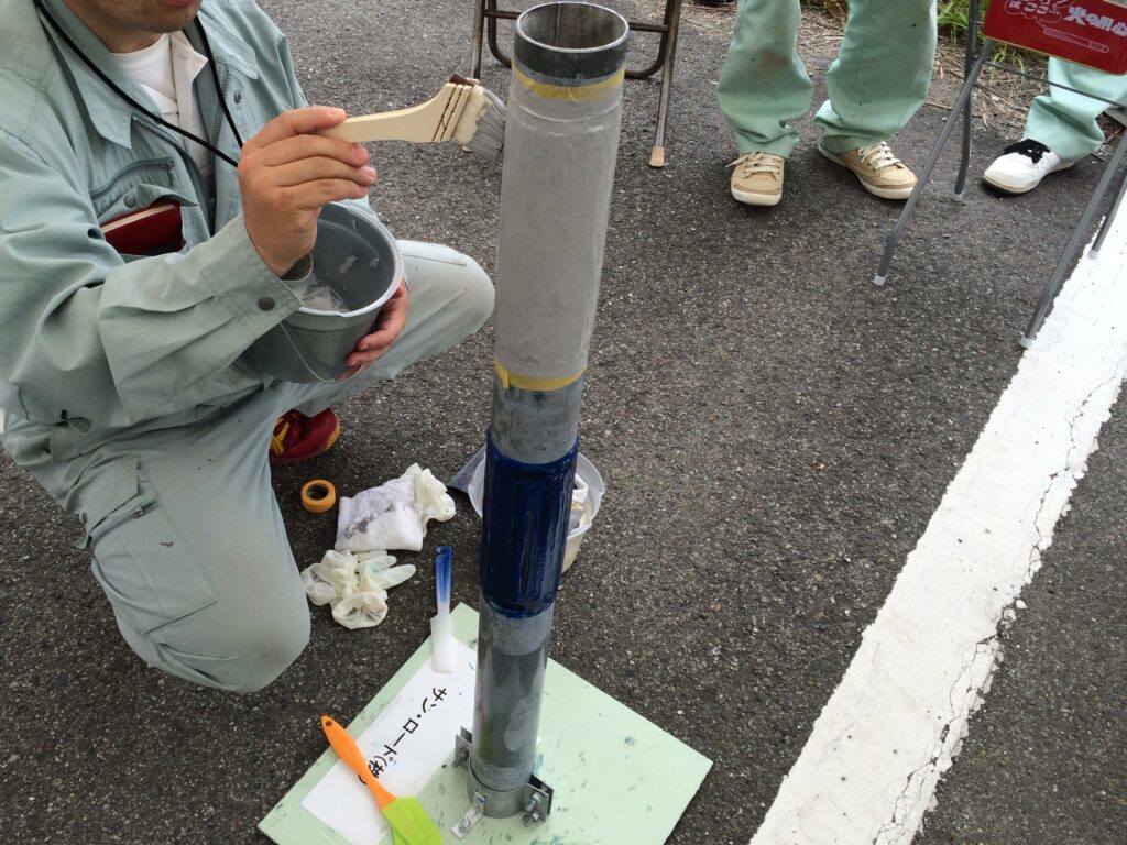 SFCR工法、最後の下塗り